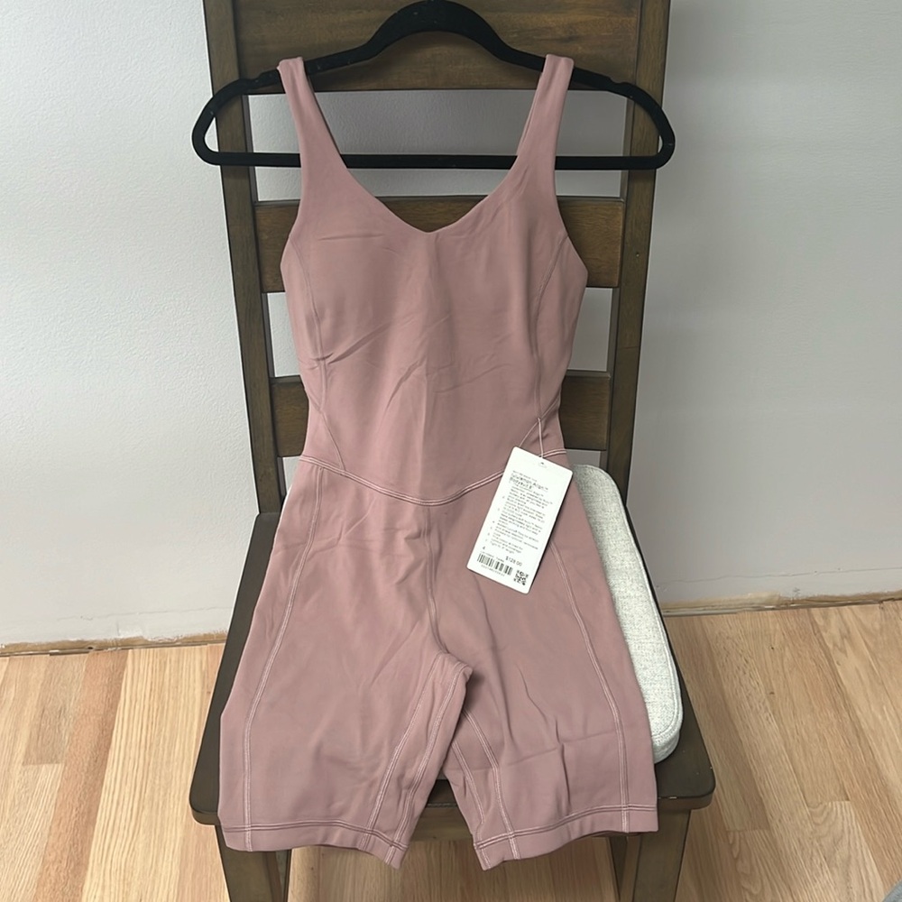 Lululemon Align bodysuit 8”
